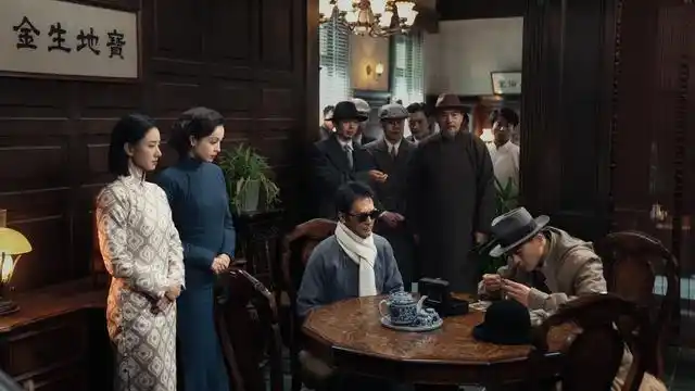 隐秘战线的信仰淬炼：《醒来》再现革命者的破茧之路