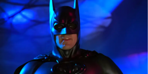 迈克尔·基顿重回蝙蝠洞：情感洋溢三十年之后
