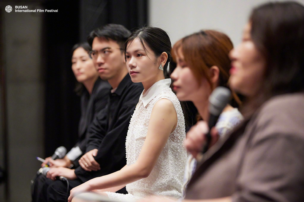 《人海同游》海报首度亮相！ 大陆演员孙阳受邀参演，作品将在釜山电影节世界首映！