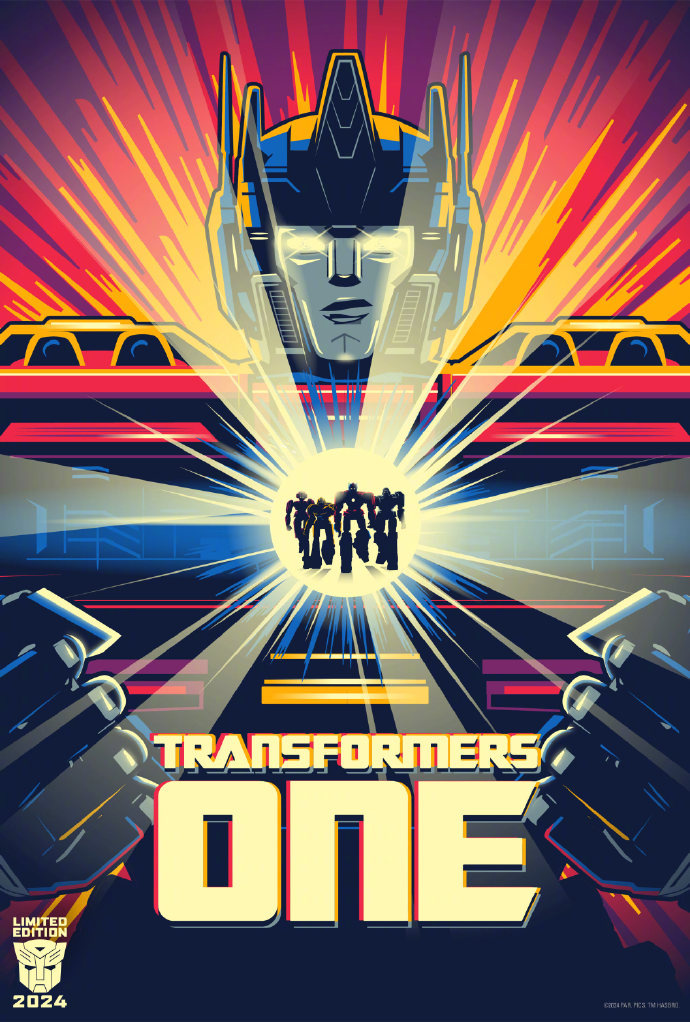 《Transformers: Origins》海报展示复古风格，主演包括马克·沃尔伯格和斯嘉丽·约翰逊-1