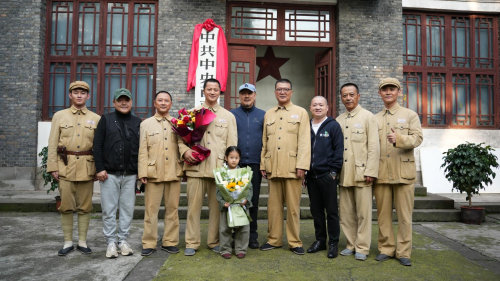 导演王伟民圆满收官《走向大西南》：以艺术捍卫革命理想，历史中寻根铸魂-1