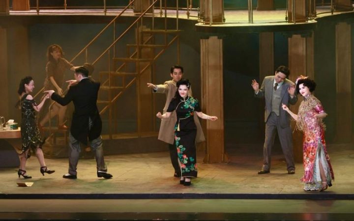 何赛飞、赵文瑄、徐俐演绎话剧《日出》京首演-1