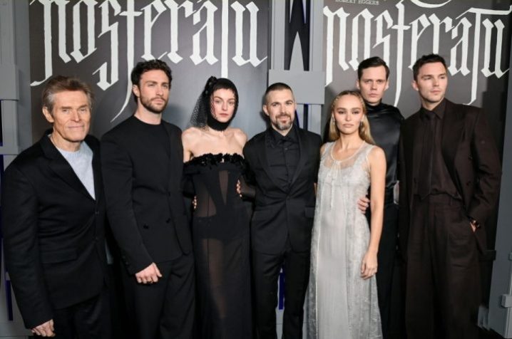 《诺斯费拉图》洛杉矶首映，豪华阵容！德普之女主演-1