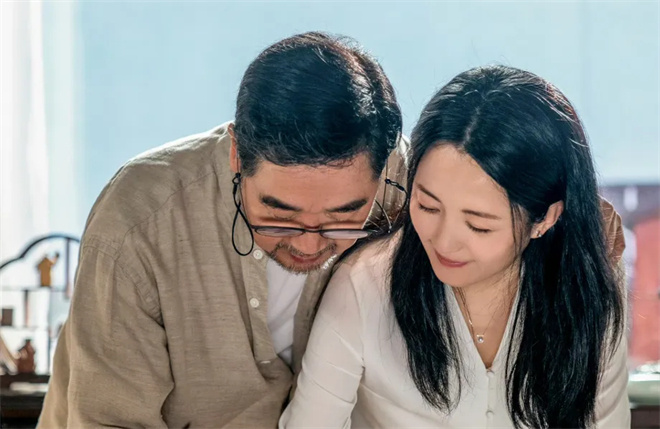 70岁黄昏恋“出圈”，3.1亿人需求如何被“看见”？-3