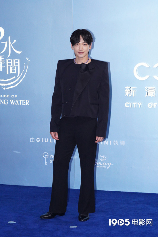 《水舞间》首演盛况：刘嘉玲、舒淇、李冰冰等明星亮相-3