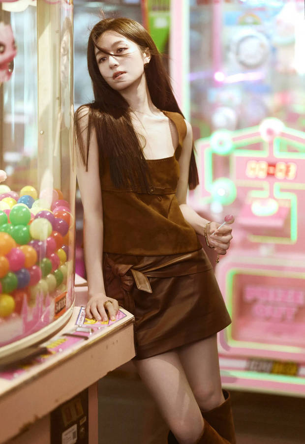 李兰迪甜辣游戏厅美照，棒棒糖超A风潮-1