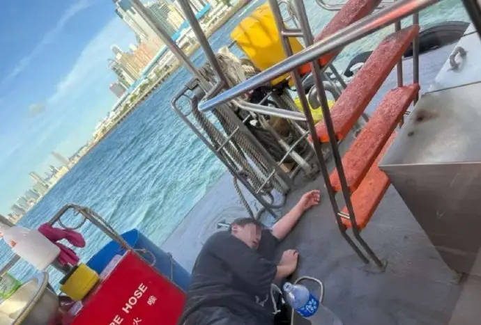经纪公司解释姜涛意外落水：跑步时头晕导致-2