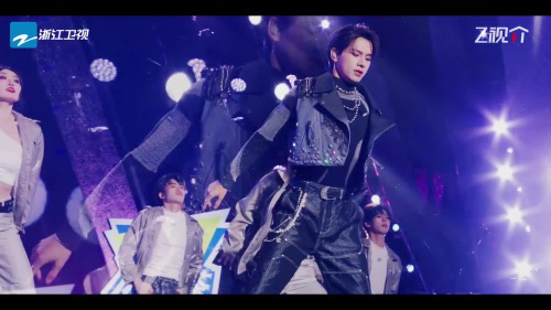 “新声代”十组突围韩红初选，《闪光的夏天2》燃爆今夏青春！-2
