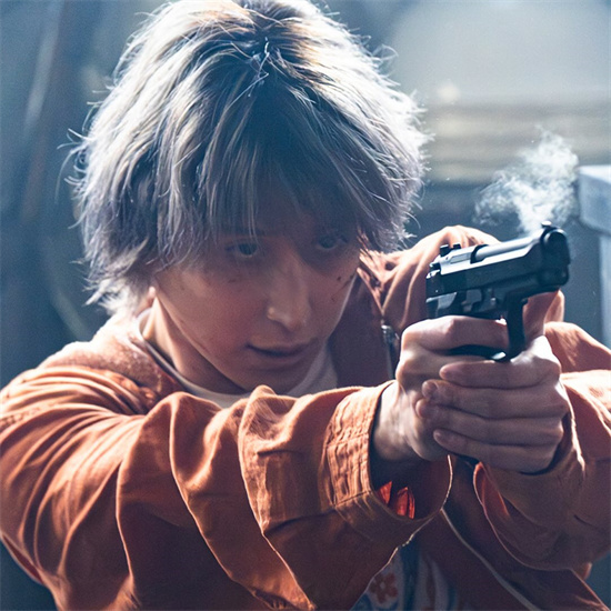 《全裸导演》导演新作《佐久间大介》剧照首曝-1