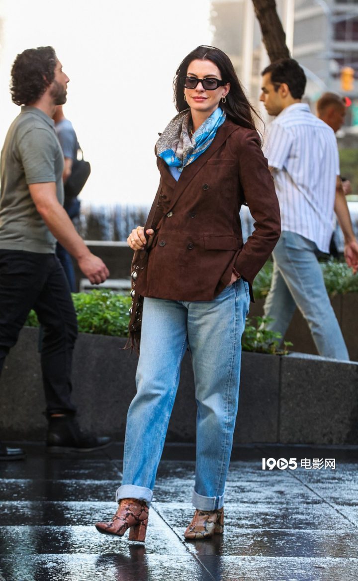 《普拉达女王2》路透：海瑟薇依旧忙碌-2