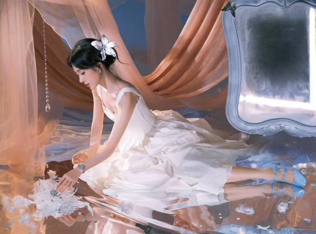 白裙鞠婧祎，优雅回眸-2