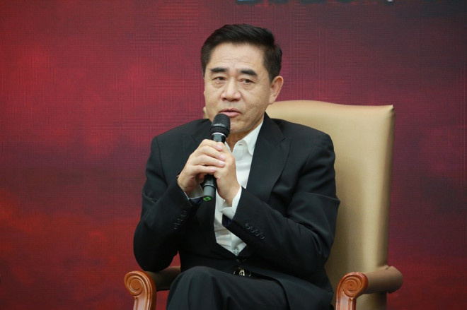陈宝国在长影节评委会上呼吁：青年演员须怀敬畏之心-1