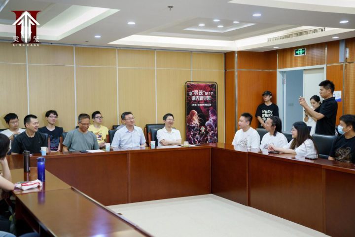 《灵笼》主创探秘科学，科幻碰撞硬核科技新火花-2