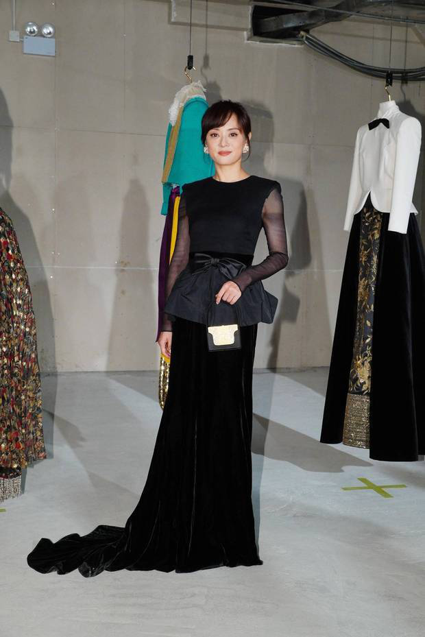 孙俪与何超莲同框：优雅知性PK甜美可人-2