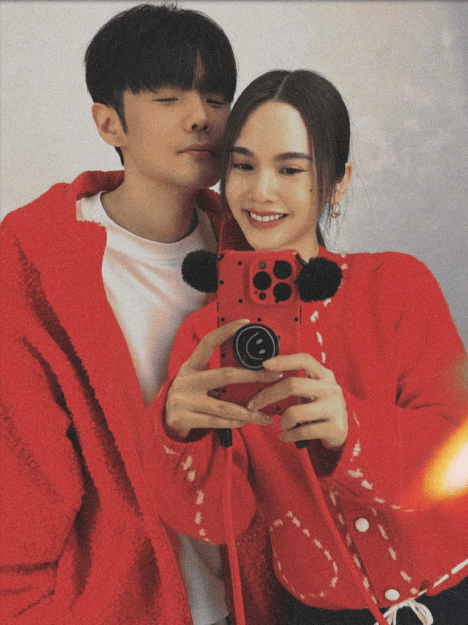 杨丞琳晒牵手照庆贺与李荣浩结婚六周年,仪式感爆棚!-1 杨丞琳晒牵手照庆贺与李荣浩结婚六周年,仪式感爆棚!-1