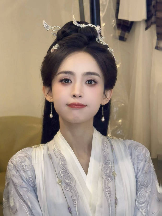 古力娜扎古风装扮 甜美笑容俏皮满分-2 古力娜扎古风装扮 甜美笑容俏皮满分-2