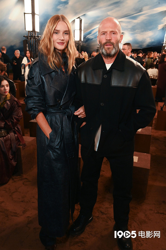 汤唯、乔贝贝、张婧仪、吴磊亮相伦敦时装周-1 汤唯、乔贝贝、张婧仪、吴磊亮相伦敦时装周-1