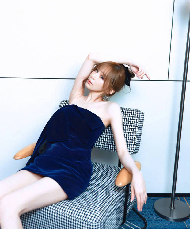 王心凌晒新照，状态如少女般清新-3