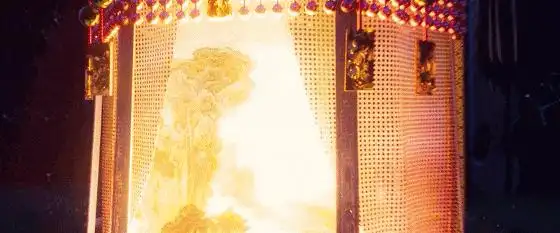修仙IP泛滥,凭什么魔改《八仙!》成凡人爆款?