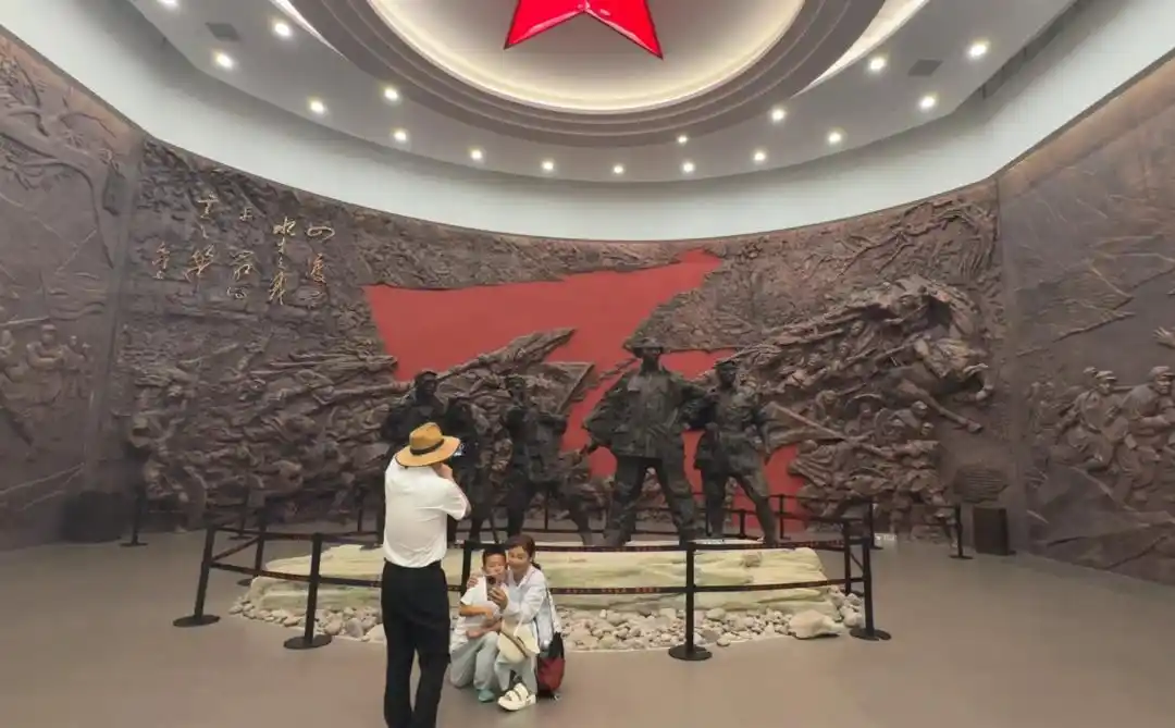 《雕像上的史诗②》四渡赤水的永恒定格