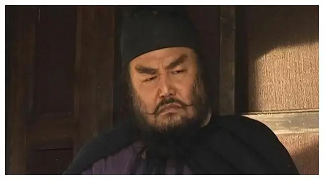 秦琼武艺超群胜尉迟,李世民为何独宠尉迟敬德?《李渊心中早有答案》