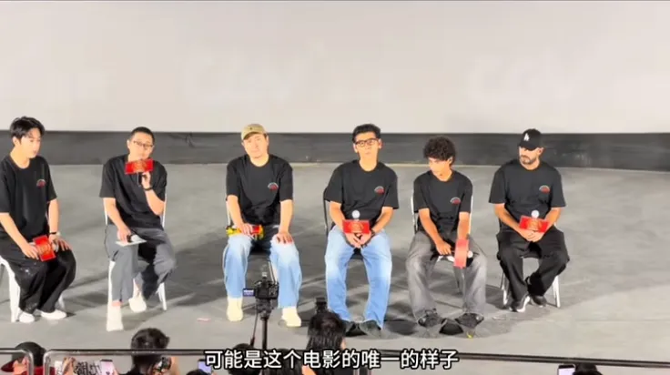 赛夫不回头导演揭秘：为何不换演员成就《欢迎来龙餐馆》最绝结尾