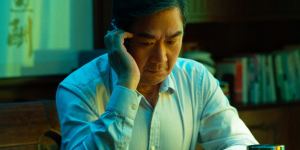 张国立即兴掀火锅惊呆张艺谋，《坚如磐石》曝特辑