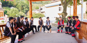 喜人团综《一路笑开花》是如何在旅游节目中脱颖而出的
