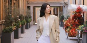 张柏芝上海张园漫步，春日复古时尚新解