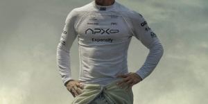 《F1：狂飙飞车》引进 与布拉德·皮特极速狂飙