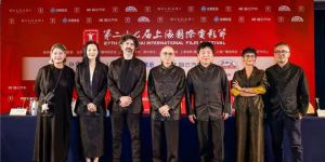 黄渤、咏梅亮相上影节评委会，共话评选准则