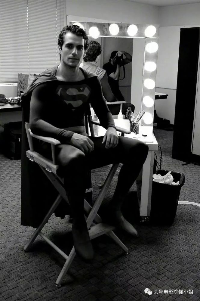 DC翻脸！亨利卡维尔宣布不再演超人，巨石强森《黑亚当》成绝唱