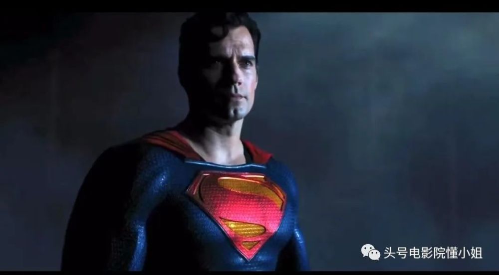 DC翻脸！亨利卡维尔宣布不再演超人，巨石强森《黑亚当》成绝唱